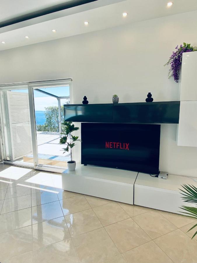 Luxury Villa Eternity - Marvelous Sea View - Box Spring Beds - Opatija-폴차네 외부 사진