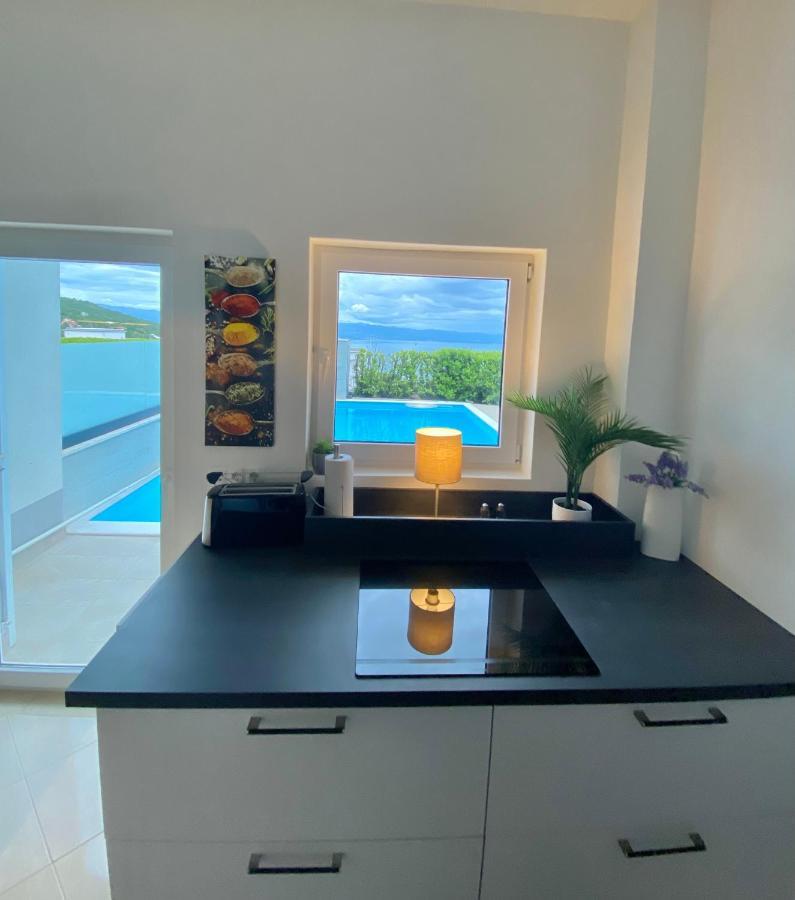 Luxury Villa Eternity - Marvelous Sea View - Box Spring Beds - Opatija-폴차네 외부 사진