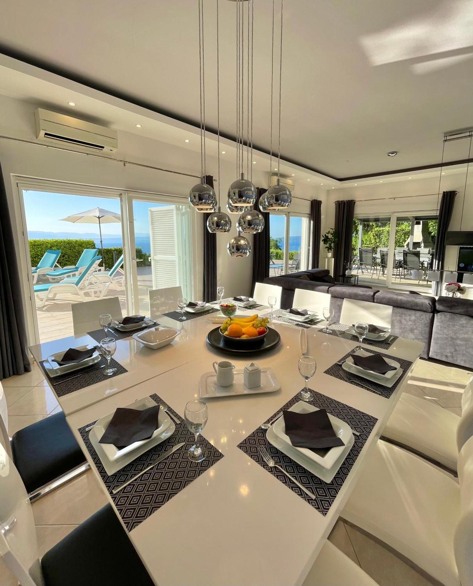 Luxury Villa Eternity - Marvelous Sea View - Box Spring Beds - Opatija-폴차네 외부 사진